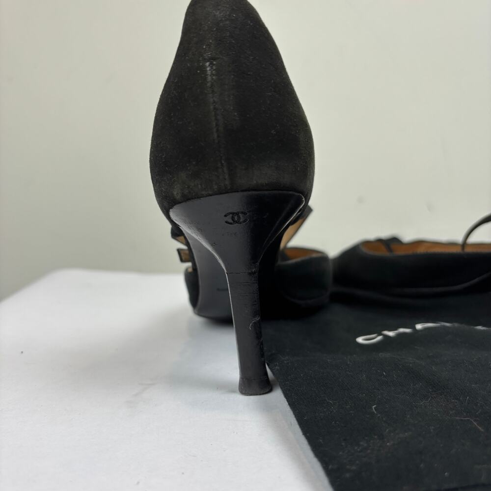 Vintage Chanel Suede Strappy Pointed Toe Kitten Heels Women's 39 - Picture 13 of 14